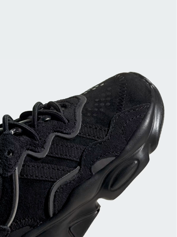 Sapatilhas Adidas Ozweego C