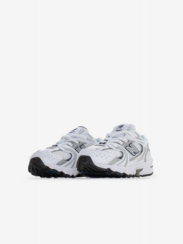 Sapatilhas New Balance IZ530