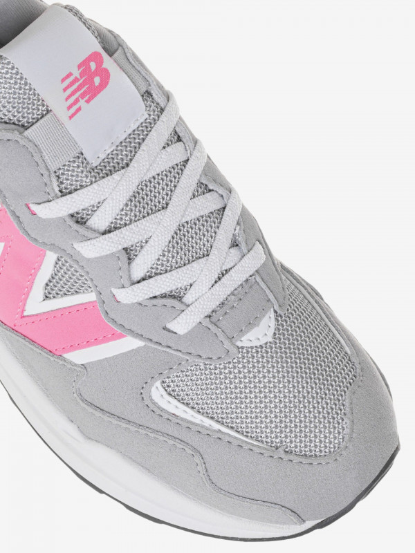Sapatilhas New Balance PV5740